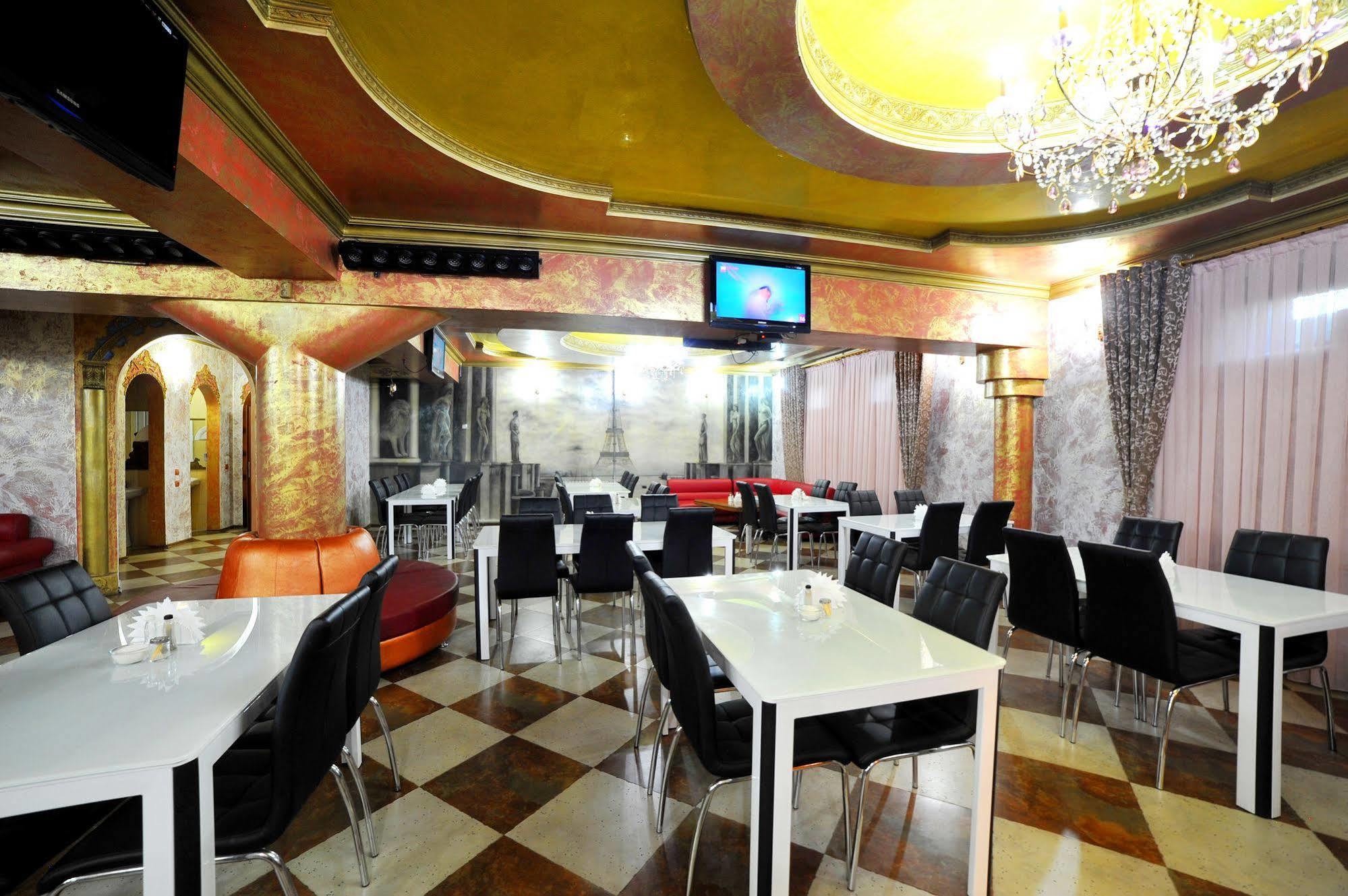 Rich Hotel Бішкек Екстер'єр фото