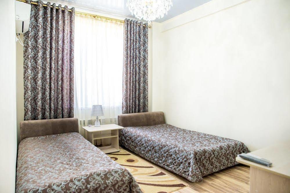 Rich Hotel Бішкек Екстер'єр фото